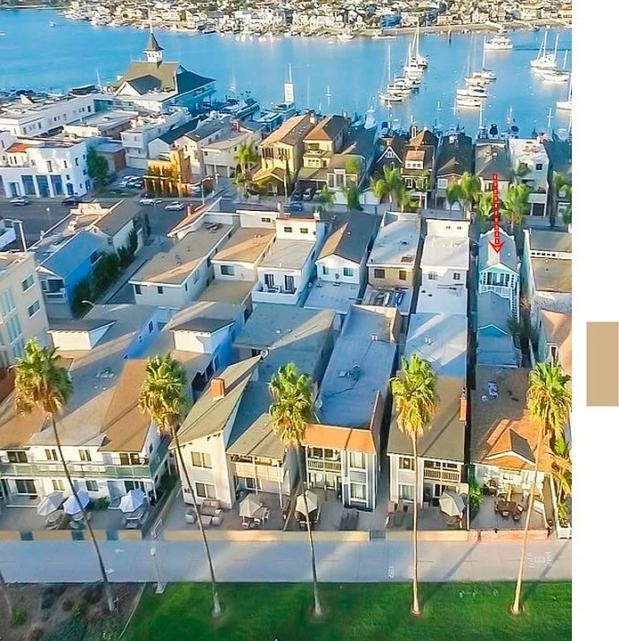 915 East Balboa Blvd. — Photo 4
