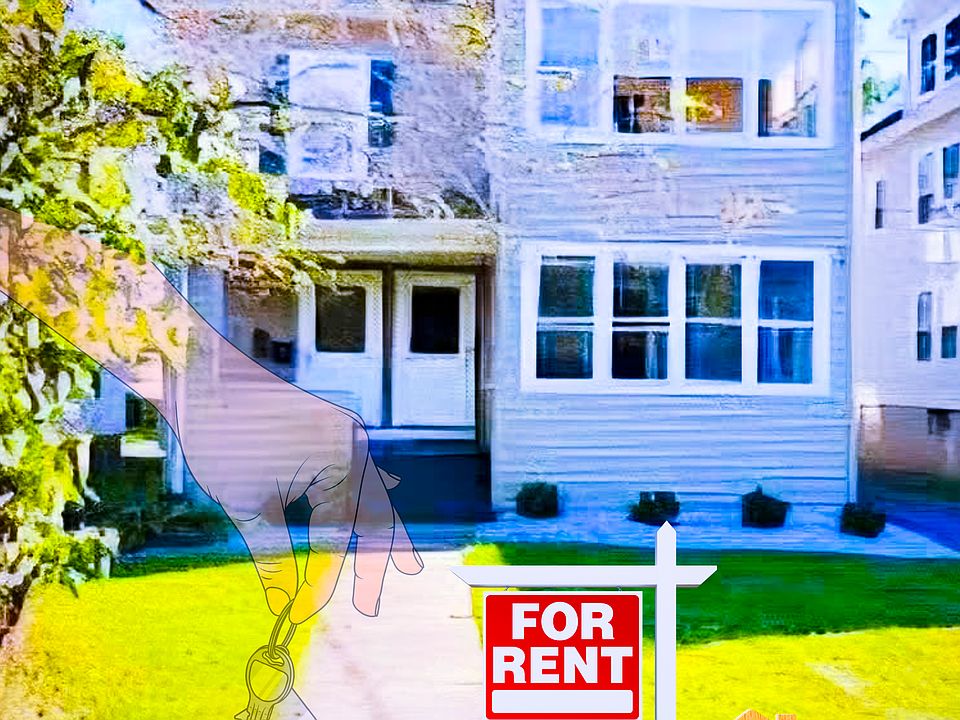 Very spacious 3 Bedroom Apartment for Rent. Exceptionally nice Landlord that has owned and rented this 3 family house since 1981. The Landlord has considered this particular property our "gem" because the location simply couldn't be better.