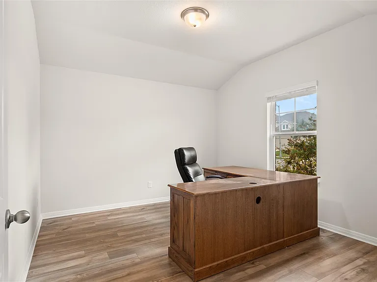 105 Saviano Rd — Photo 14