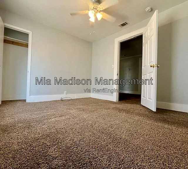 211 W 59th St #A — Photo 11