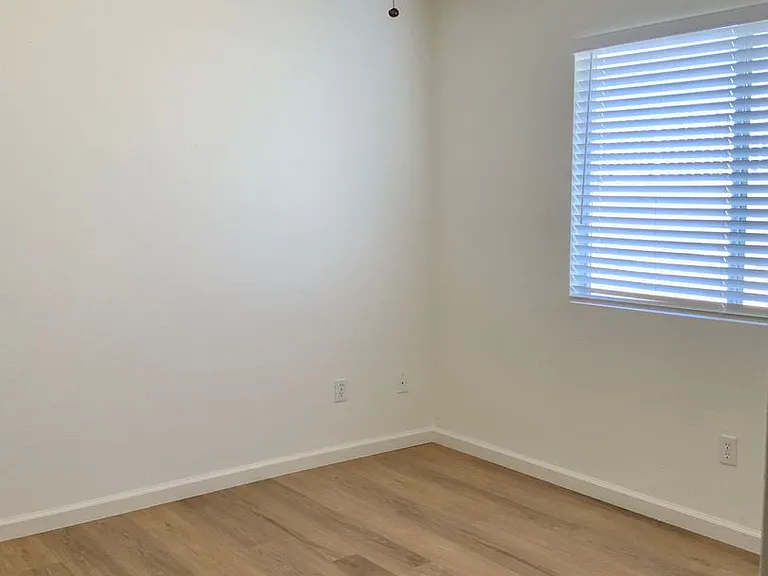 57227 Aranza Ct — Photo 11