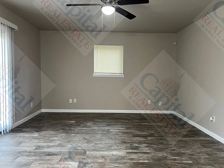 9409 Rhythm Rd — Photo 5