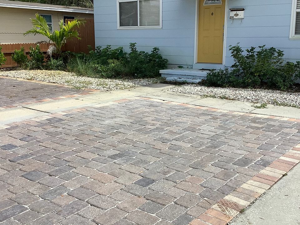 1st image of 730 42nd Ave S