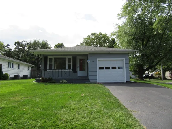 37 Deland Park A Park #B, Fairport, NY 14450