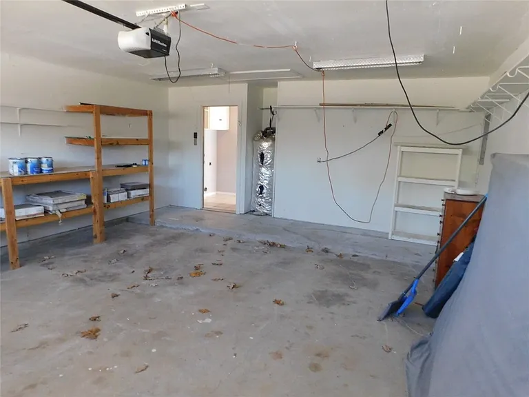 8232 Meadowbrook Dr — Photo 123