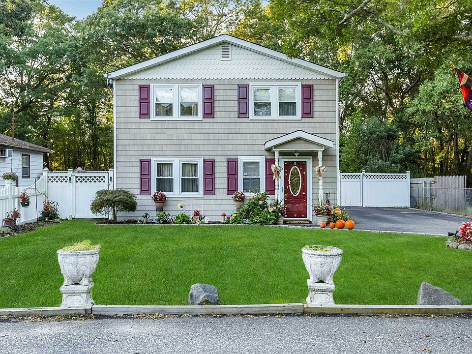 1st image of 35A Ardmour Dr