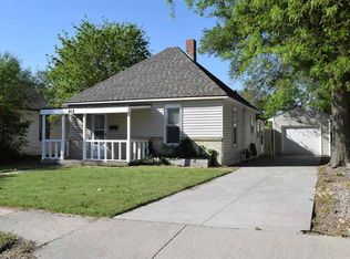 412 E 7th St, Hays, KS 67601