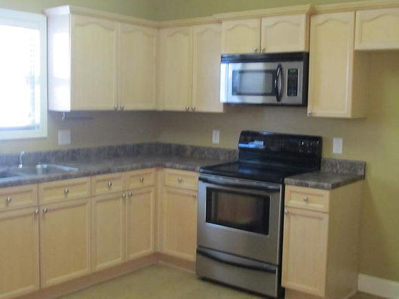 4th image of 1200 Sawyer Dr