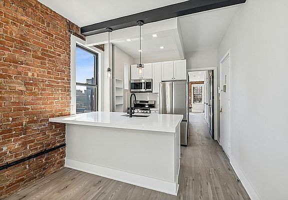 2nd image of 48 Graham Ave #2H