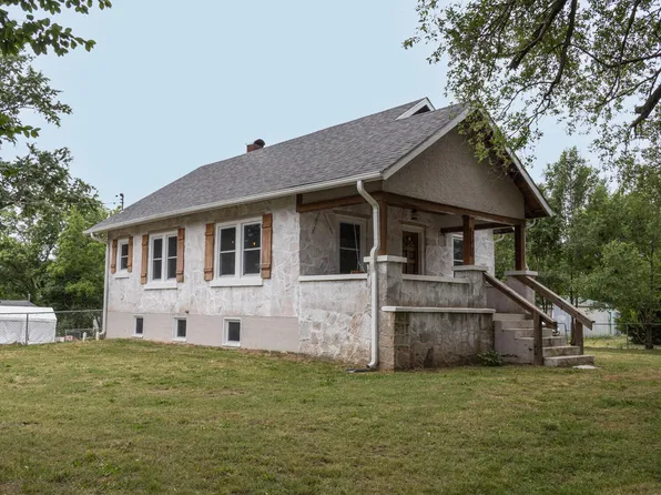 703 Johnson Avenue, Ava, MO 65608