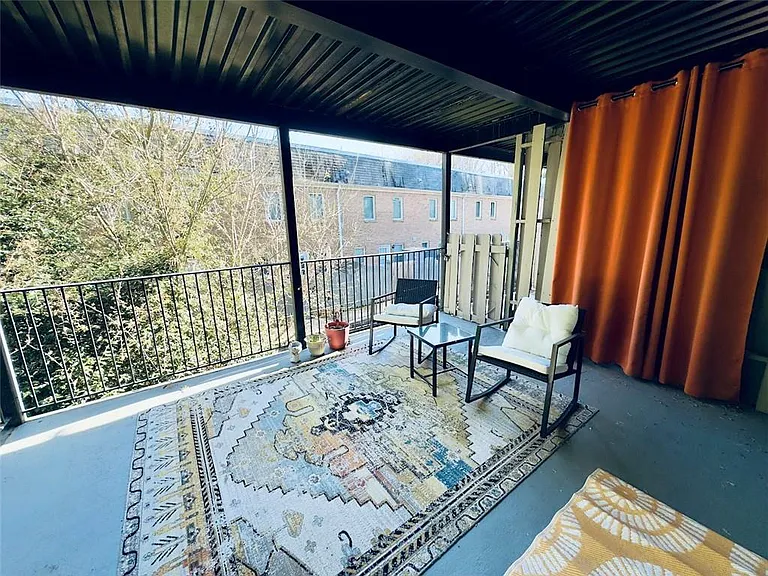 275 Winding River Dr #C — Photo 17