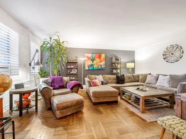 111-15 75th Avenue image 5 of 17