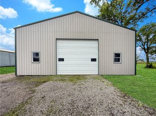 809 W Main St, Casey, IL 62420