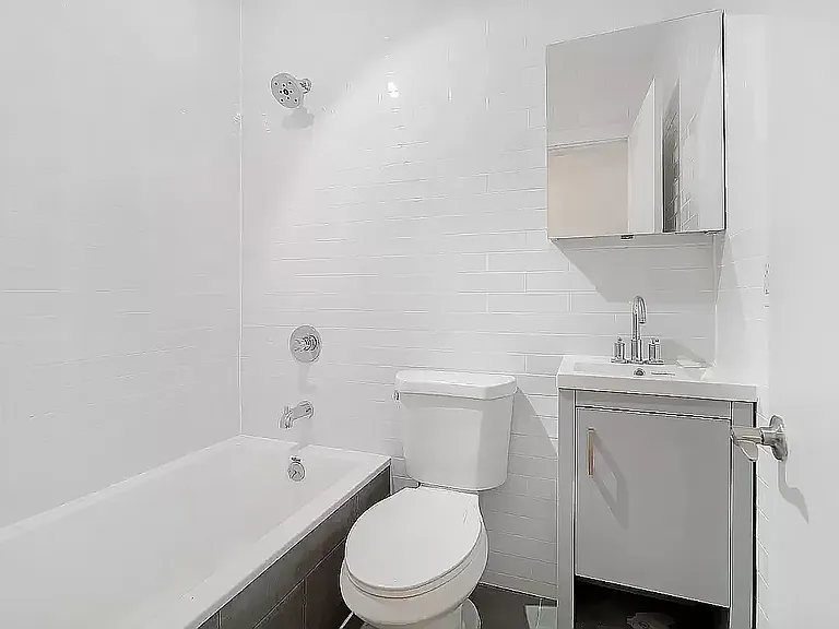 1263 Broadway #3L — Photo 5