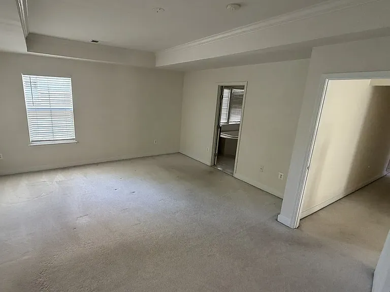 3921 Braveheart Cir — Photo 8