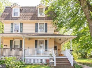 610 Andrews Ave FLOOR 1, Darby, PA 19023