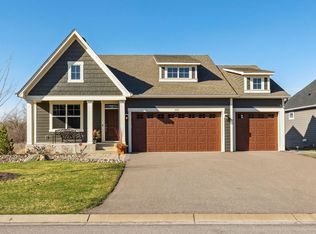 1113 Mehegan Ln, White Bear Lk, MN 55127