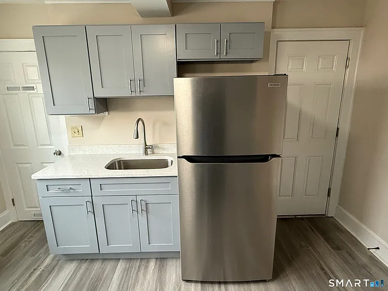 484 West St #2 — Photo 7