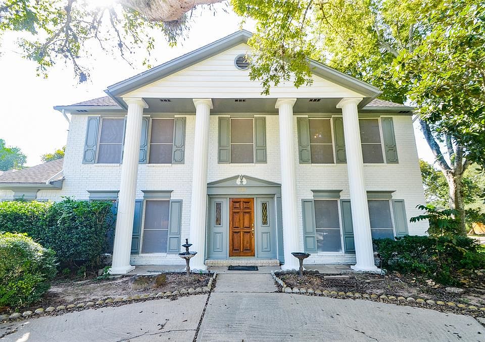 1st image of 1231 Plantation Dr