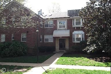 1st image of 2103 N Taft St APT 114