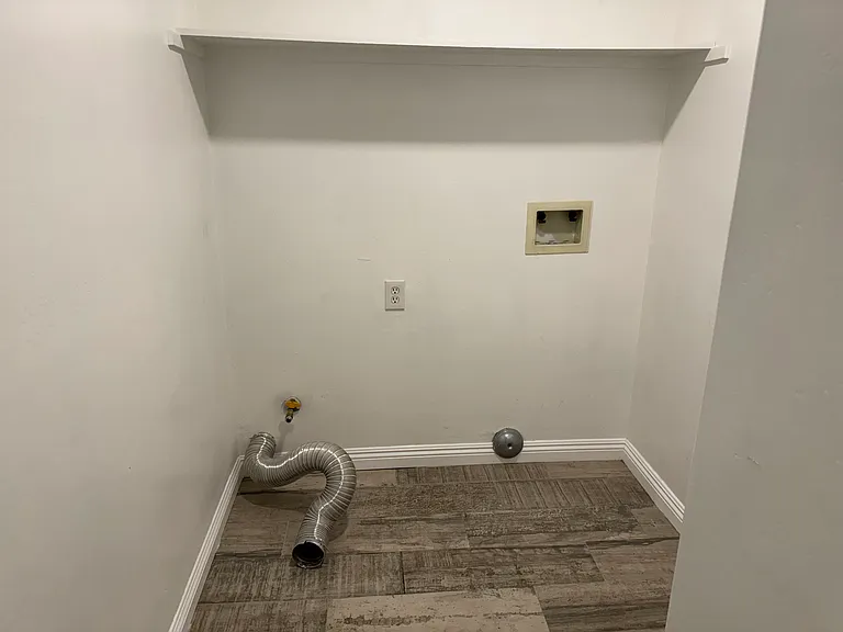 4808 Independence Ct — Photo 15