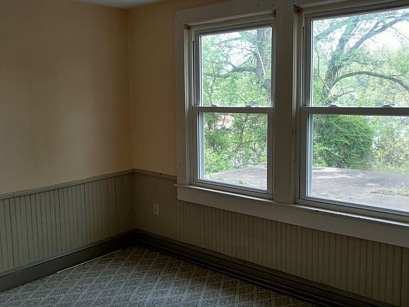 4th image of 2008 Westmoreland Ave APT 3