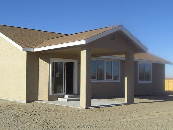 Covered rear porch