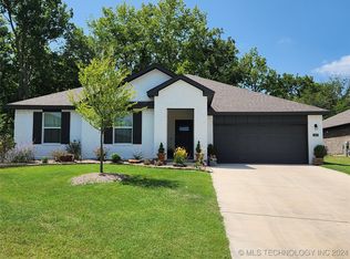 2805 W Brook St, Claremore, OK 74017