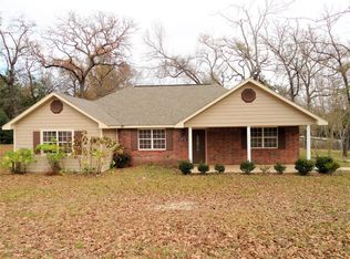2074 County Road 203, Centerville, TX 75833