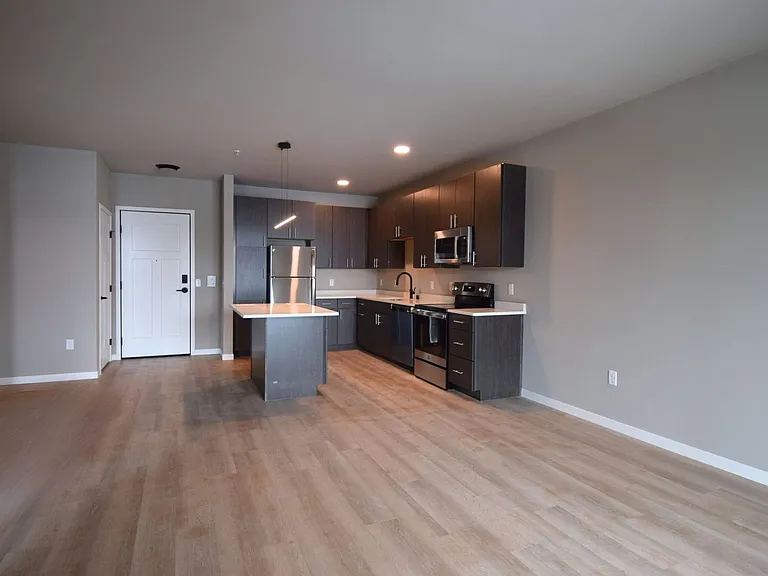 The Tuxedo Apartments — Photo 59