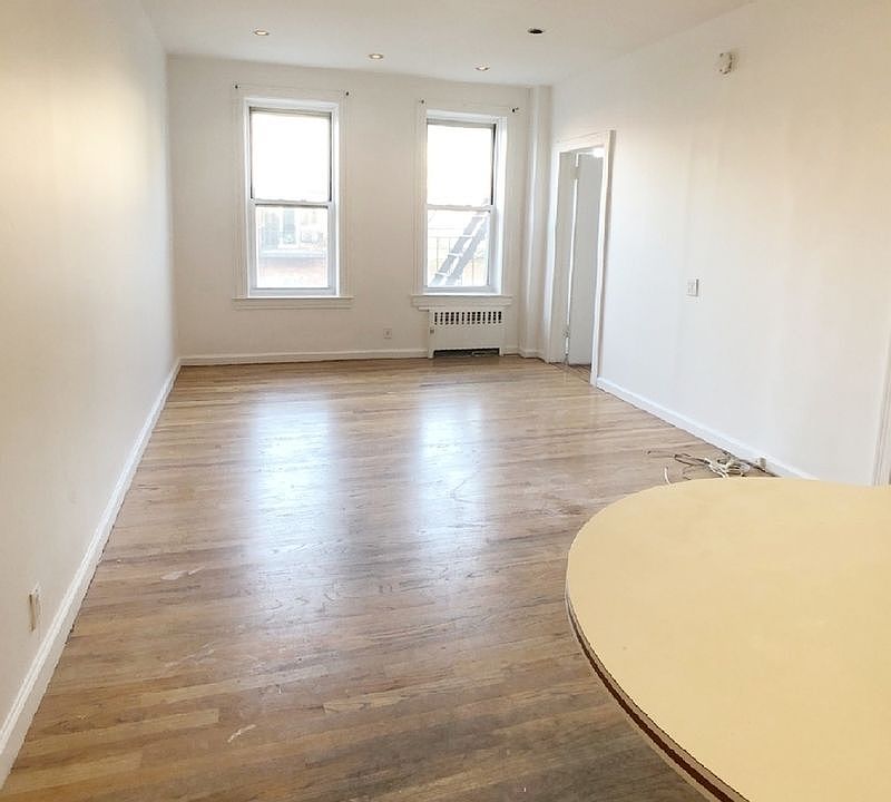 1st image of 3172 36th St APT 2F