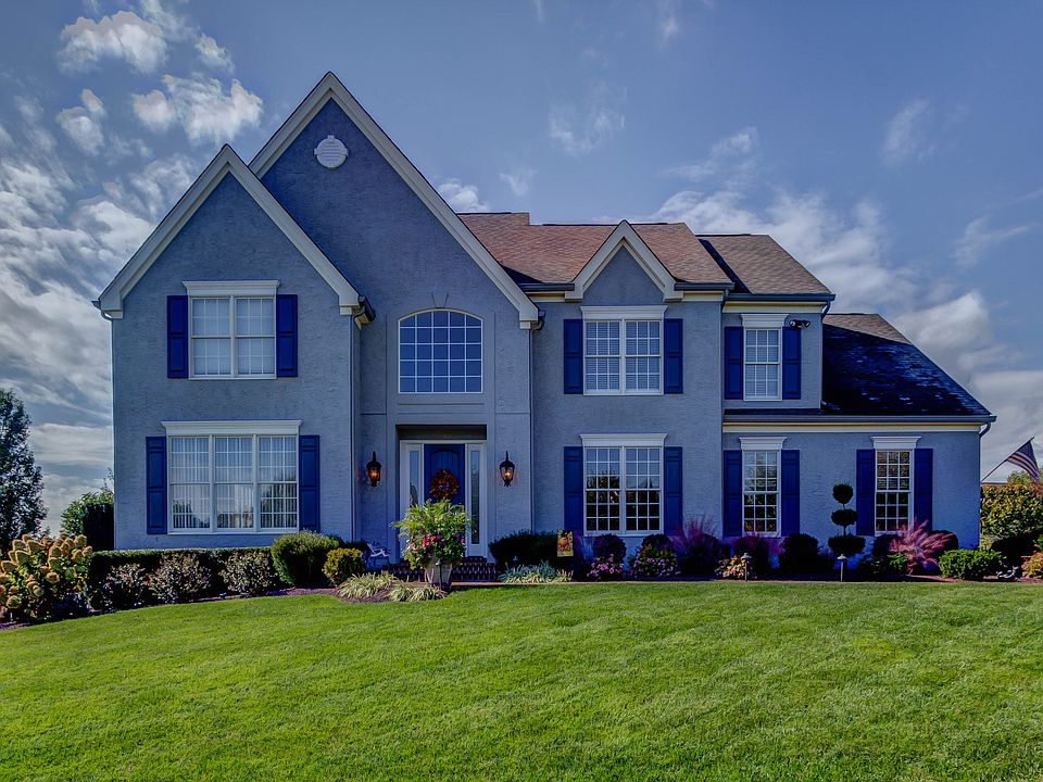 1st image of 8 Stonewold Way
