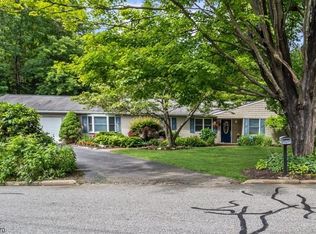 2 Camden Pl, West Milford, NJ 07480