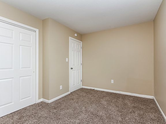 5th image of 3950 Bonn Dr