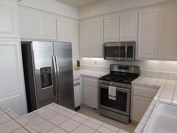 5th image of 514 Porpoise Bay Ter APT F