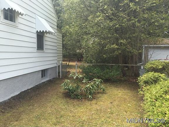 3rd image of 13 White St