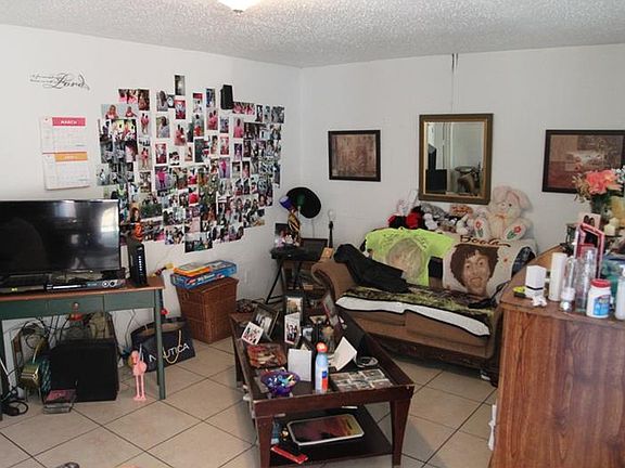 4th image of 1721 6th St S #00
