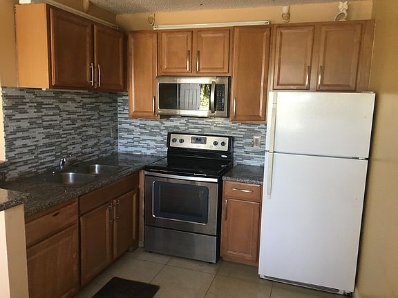 2nd image of 2854 Coral Springs Dr #2854