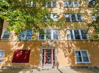 3222 W Berteau Ave #2, Chicago, IL 60618