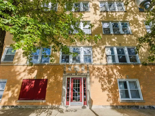 3222 W Berteau Ave #2, Chicago, IL 60618