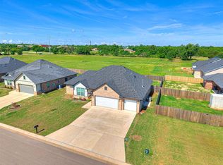 4526 Red Bird Rd, Shawnee, OK 74804