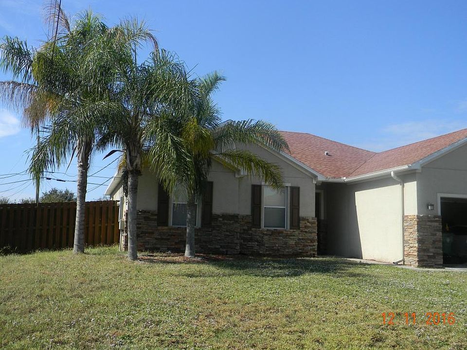 1st image of 4262 SW Baltic St