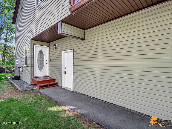 3rd image of 11745 Galloway Loop #16