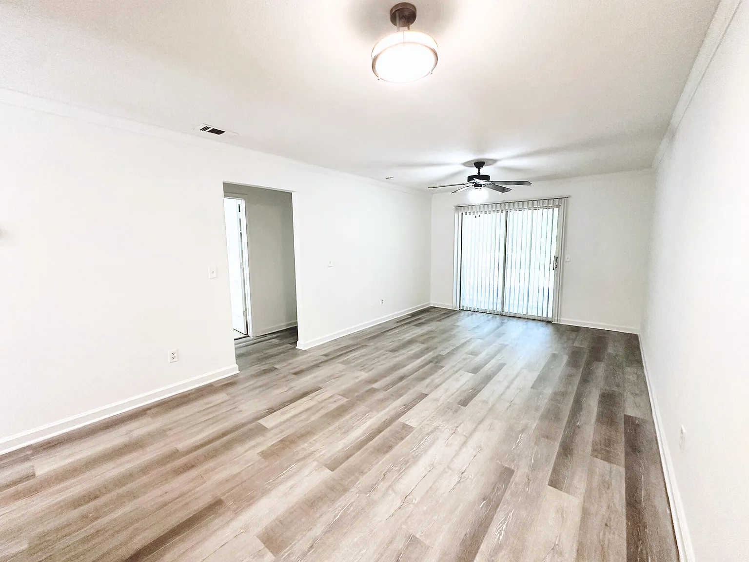 Hickory Plantation Apartments — Photo 3
