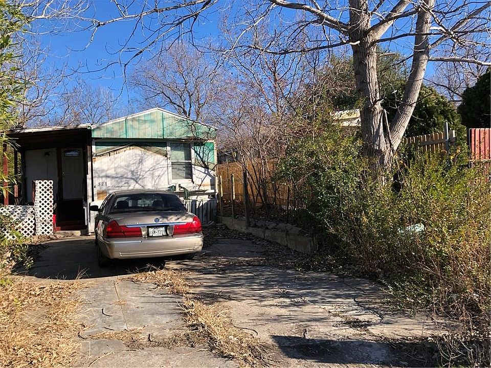 1st image of 521 Yvonne Dr