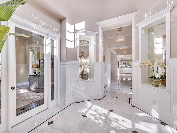 5th image of 1064 Cheshire Hills Ct