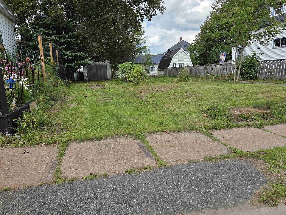 2nd image of 309 Brunswick St