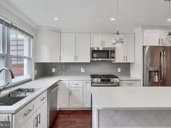 1437 Bonsal St, Baltimore, MD 21224