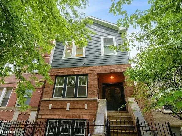 2245 W McLean Ave #1, Chicago, IL 60647