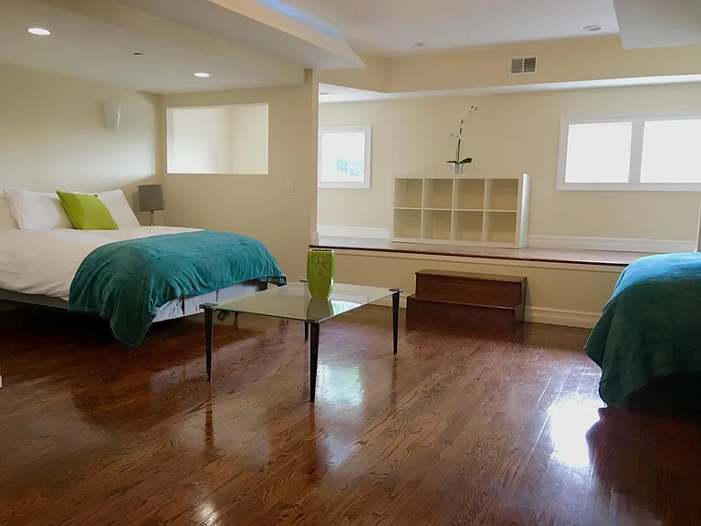 9033 Wall St #5 — Photo 18